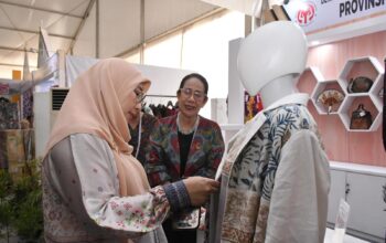 PAMERAN — Dewan Kerajinan Nasional Daerah (Dekranasda) Kota Sukabumi turut serta dalam pameran HUT ke-45 Dekranas yang digelar di Balikpapan Sport and Convention Center (BSCC), Kalimantan Timur, 9–11 Juli 2025.