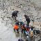 ANTUSIAS — Tim Penggerak PKK Kota Sukabumi menggelar kegiatan susur sungai, donor oksigen, dan Restoe Bumi di aliran Sungai Cipelang, Kota Sukabumi, Minggu (13/7).
