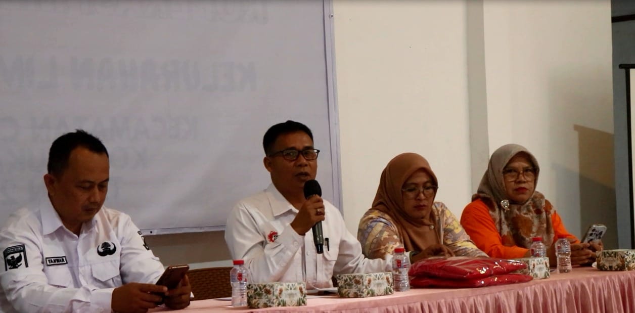 BIMTEK: Pemerintah Kecamatan Cibeureum saat menggelar Bimtek Kader Posyandu Kelurahan Limusnunggal, belum lama ini.