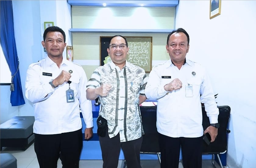 KUNJUNGAN: Kepala Lapas Kelas IIB Sukabumi, Budi Hardiono melakukan kunjungan kerja ke Kantor Dinas Perhubungan (Dishub) Kota Sukabumi, belum lama ini.