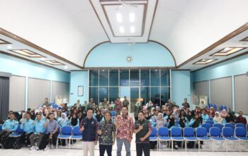 Dua institusi pendidikan tinggi, Program Studi Pendidikan IPA Universitas Pendidikan Indonesia (UPI) dan Program Studi Pendidikan Biologi Universitas Muhammadiyah Sukabumi (UMMI), sukses menyelenggarakan workshop “Pelatihan Education for Sustainable Development (ESD) dan Deep Learning” bagi guru IPA jenjang SMP se-Kota dan Kabupaten Sukabumi.