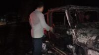 Penampakan Mobil Jeep Terbakar di Waluran, Diduga Korsleting Listrik