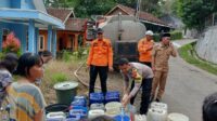 Krisis Air di Sukabumi, BPBD Salurkan Bantuan ke Warga Cikakak