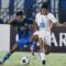 Duel Beckham Putra dan Asnawi Mangkualam dalam laga Persib Bandung vs Port FC, Kamis (19/9/2024). (c) Persib Bandung Official