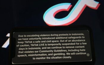 Tangkapan layar pengumuman TikTok matikan fitur live di Indonesia. (Foto: RMOL)