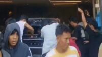 Kronologis Rumah Ahmad Sahroni Diobrak-abrik Massa