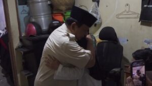 Saat Prabowo Peluk Orang Tua Affan Kurniawan, Korban Rantis Brimob