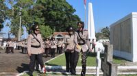 Peringati HUT ke-77, Polwan Sukabumi Gelar Ziarah dan Tabur Bunga di TMP Suryakencana