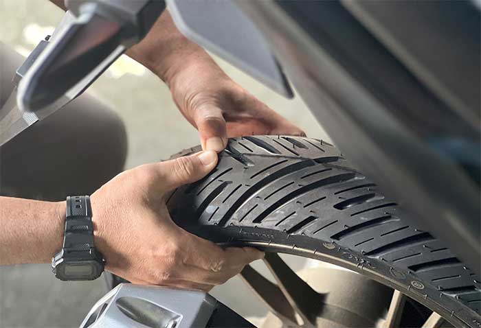 Ban Sepeda Motor