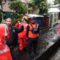 Seorang anak berusia empat tahun dilaporkan hanyut dan meninggal dunia setelah terseret arus drainase di Kampung Kaum Kidul, RT 002/RW 002, Desa Karangtengah, Kecamatan Cibadak, pada Selasa (6/8) sore.