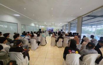 Anggota DPRD Provinsi Jawa Barat dari Fraksi Demokrat, A. Yamin, S.IP, melaksanakan kegiatan sosialisasi Peraturan Daerah Provinsi Jawa Barat Nomor 8 Tahun 2016 tentang Pedoman Pelayanan Kepemudaan. Bertempat di Desa Sukakersa, Kecamatan Parakansalak, Kabupaten Sukabumi,