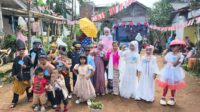 Meriah! Keceriaan Anak-Anak Ramaikan Lomba Fashion Show Kemerdekaan di Desa Warnasari