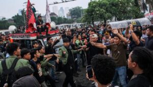Kronologis Jurnalis Foto ANTARA Dipukul Oknum Aparat Saat Liput Demo di DPR