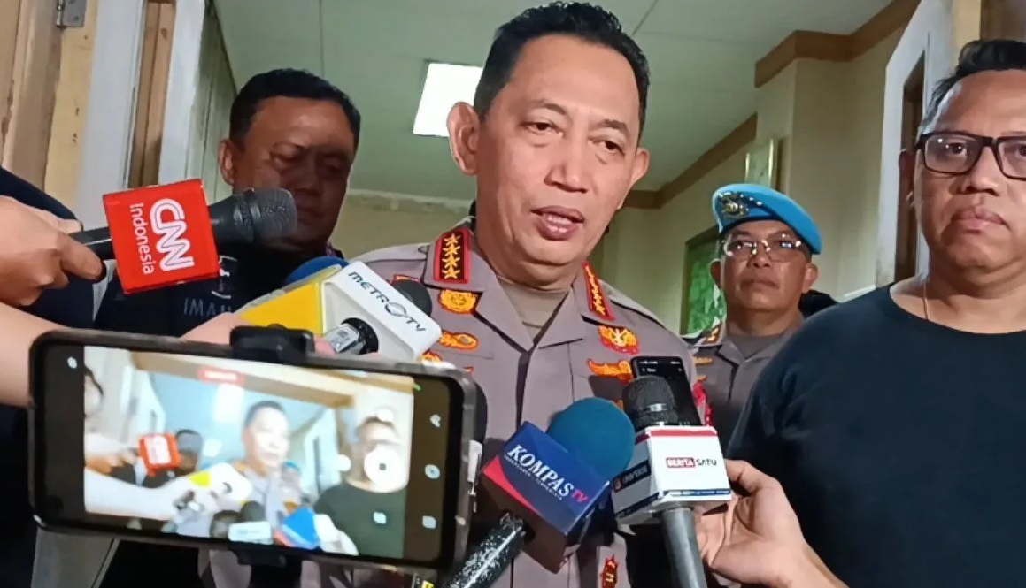 Kapolri Jenderal Pol Listyo Sigit Prabowo saat memberi keterangan kepada media di Jakarta, Jumat (29/8/2025).