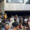 Ratusan orang menggeruduk rumah anggota DPR RI dari Fraksi Partai NasDem, Ahmad Sahroni, di kawasan Tanjung Priok, Jakarta Utara, Sabtu (30/8) sore.