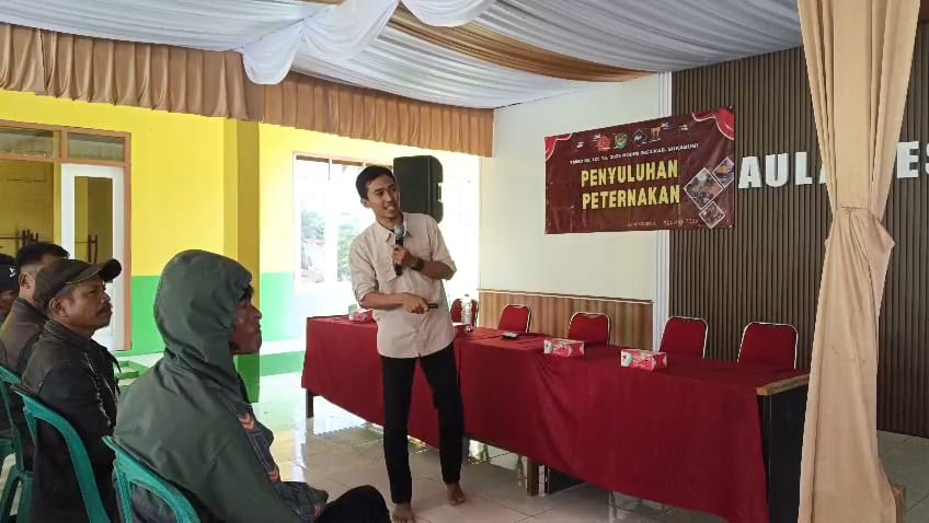 Dalam rangka mendukung kesejahteraan masyarakat dan memperkuat ketahanan pangan di pedesaan, Satuan Tugas (Satgas) TNI Manunggal Membangun Desa (TMMD) ke-125 menggelar penyuluhan peternakan dan kesehatan hewan di Desa Langkapjaya, Kecamatan Lengkong, Kabupaten Sukabumi.