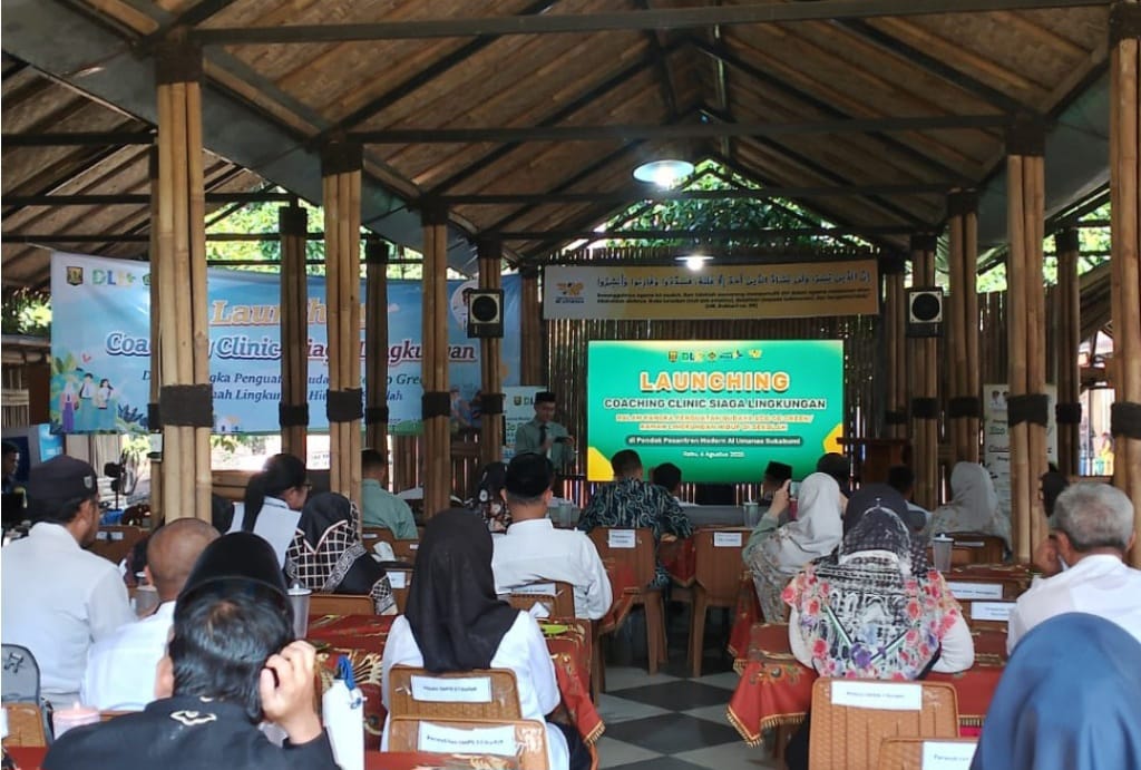 Launching Coaching Clinic Siaga Lingkungan atau yang akrab disebut Click Sigaling.