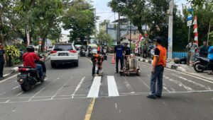 Zebra Cross Baru Hadir di Jalur Sekolah Sukabumi, Dishub Fokus Kurangi Risiko Kecelakaan