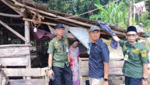 Viral Tinggal di Kandang Kambing, Etin Akan Dibangunkan Rumah Layak Huni oleh Pemkab Sukabumi