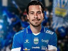 Persib Bandung kembali menunjukkan keseriusannya menghadapi musim kompetisi 2025/2026 dengan mendatangkan dua pemain anyar bertalenta internasional: Thom Haye dan Federico Barba.