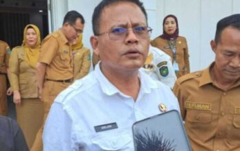 Wali Kota Prabumulih, H Arlan, menyampaikan permintaan maaf secara terbuka dalam konferensi pers di Jakarta, Kamis (18/9/2025).