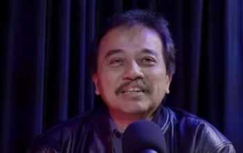 Mantan Menteri Pemuda dan Olahraga, Roy Suryo. (Foto: Youtube Bambang Widjojanto)