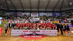 Tim Basket SMAN 2 Bandung dan SMA BPK Penabur Cirebon Kembali Menjadi Juara di Honda DBL West Java Series