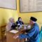 Mahasiswa Kuliah Kerja Nyata (KKN) ke-19 Universitas Muhammadiyah Sukabumi (UMMI) menggelar kegiatan Cek Kesehatan Gratis bagi warga Desa Sukajaya, Kecamatan Sukabumi, pada Rabu (14/8/2025).