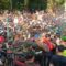 Ratusan mahasiswa gelar aksi demo di gedung DPRD Purwakarta, Senin (1/9). (foto: Radar Sukabumi)