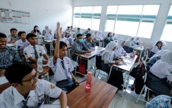 Pembelajaran siswa-siswi di SMA Negeri 12 Bandung, tetap berjalan efektif. (foto: Ist/ Disdik Jabar)