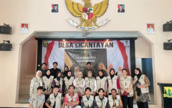 Mahasiswa Kuliah Kerja Nyata (KKN) Universitas Nusa Putra kelompok 50 menjalankan program pengabdian masyarakat di Desa Cicantayan, Kecamatan Cicantayan, Kabupaten Sukabumi, sejak awal Agustus 2025.