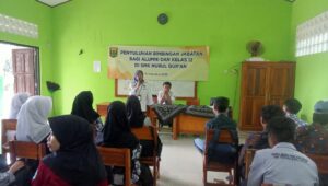 Disnakertrans Dorong Siswa SMK Sukabumi Siap Hadapi Dunia Kerja
