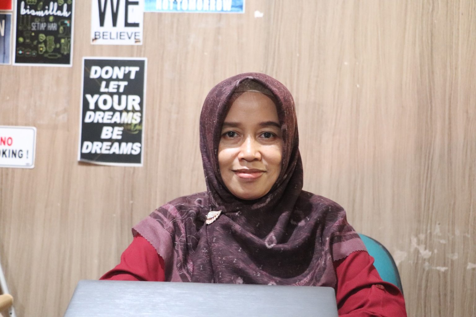 DIWAWANCARA: Kepala Bidang KB DP2KBP3A Kota Sukabumi, Ken Siti Hindun saat diwawancara, Selasa (2/9).