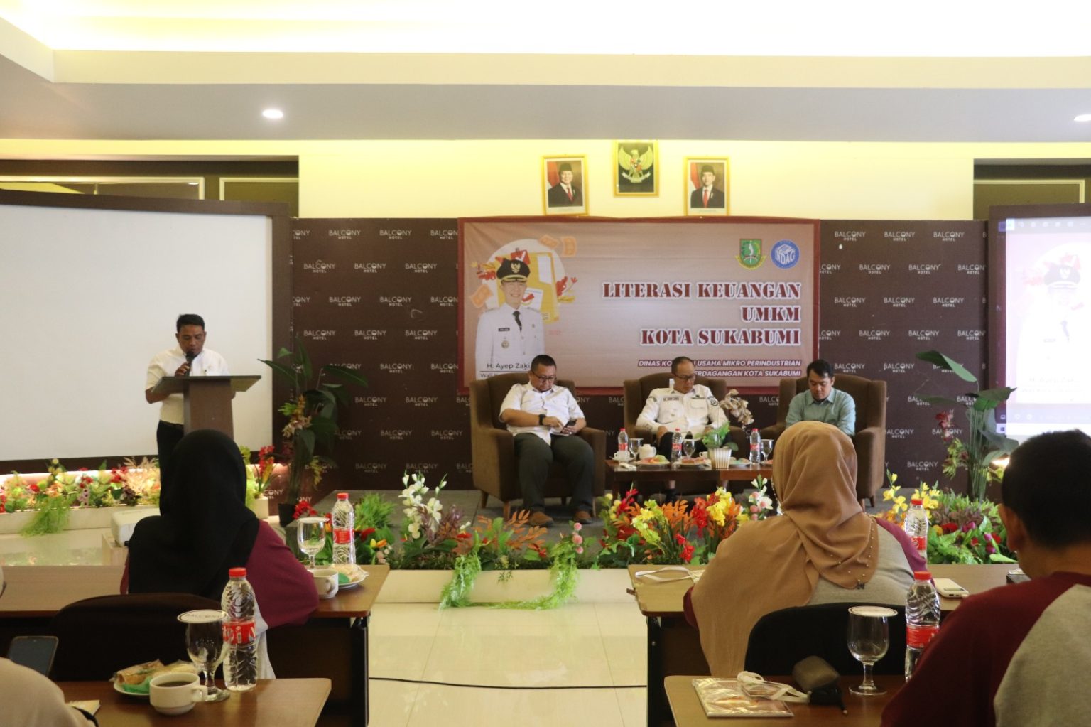 LITERASI: Diskumindag Kota Sukabumi menggelar kegiatan literasi keuangan yang diikuti 30 orang pelaku UMKM, Rabu (3/9).