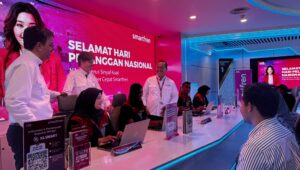 XLSMART Apresiasi Pelanggan dengan Ragam Program Khusus Berbasis Poin dan Kejutan Spesial di Hari Pelanggan Nasional 2025