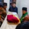 Suasana saat jenazah almarhum Heri Wibawa tiba di rumah duka di Kampung Cimantaja, Desa Cikiray, Kecamatan Cikidang, Kabupaten Sukabumi.