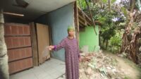Cerita Nenek di Sukabumi Bertahan Hidup di Rumah Rusak Akibat Pergerakan Tanah
