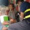 PERAWATAN: Sidokkes Polres Sukabumi Kota saat melakukan pemeriksaan kesehatan terhadap seorang lansia, Ece (58), warga Kampung Pangkalan RT3/6, Kelurahan Cipanengah, Kecamatan Lembursitu, belum lama ini.