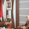 PELEPASAN: Sebanyak 12 siswa Lembaga Pelatihan Kerja (LPK) Yayasan Pasim Sukabumi, saat pelepasan siswa di Balai Kota Sukabumi, Kamis (11/9).