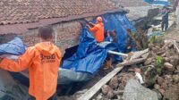 Hujan Deras Picu Longsor di Sukabumi, BPBD Evakuasi Warga