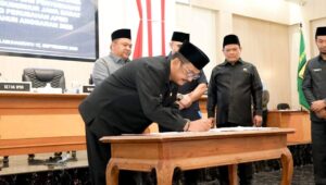 APBD Perubahan 2025 Disetujui: DPRD Sukabumi Soroti Kenaikan Rp24 Miliar untuk Infrastruktur