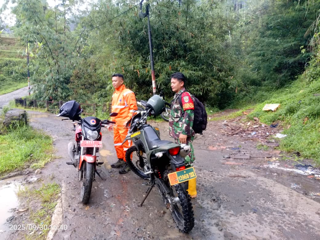 tim gabungan melakukan upaya pencarian