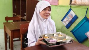 Nasi Ungu Karya SPPG Cisarua Jadi Primadona Baru