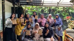 UMKM Naik Kelas: PKM UMMI Dorong Produksi Sambal Tahan Lama