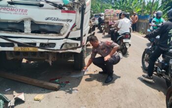 Kecelakaan beruntun melibatkan enam kendaraan terjadi di Jalan Raya Sukabumi–Bogor, tepatnya di Kampung Pamuruyan, Desa Pamuruyan, Kecamatan Cibadak, Selasa (7/10) pagi.