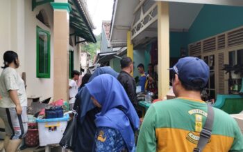 Hujan deras yang mengguyur wilayah Kabupaten Sukabumi sejak Senin (27/10/2025) sore memicu banjir bandang dan tanah longsor di sejumlah kecamatan, terutama di kawasan pesisir selatan seperti Cisolok dan Cikakak.