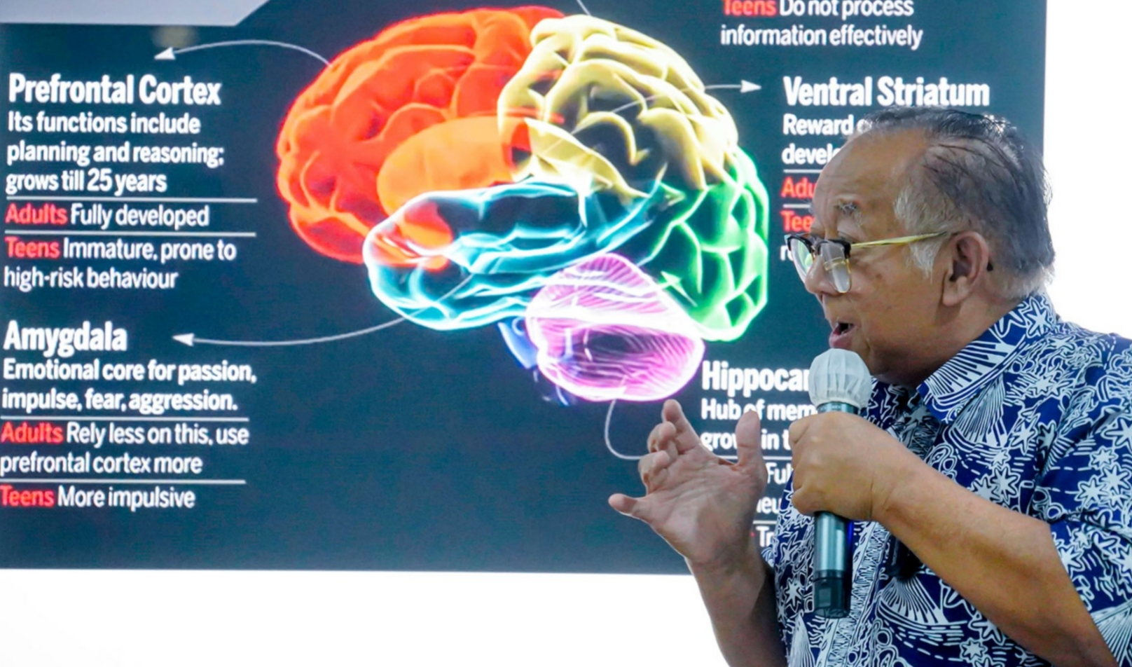 Teddy Hidayat, Psikiater dan Dokter Ahli Kejiwaan. (foto: Ist/ Disdik Jabar)
