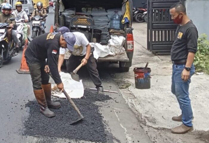 Jalan Bolong