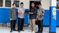 Digitalisasi Pendidikan di MTs Cisarua Girang: 2 Mahasiswa Uji Kompetensi Implementasikan Sistem PPDB Online