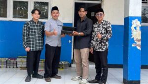 Digitalisasi Pendidikan di MTs Cisarua Girang: 2 Mahasiswa Uji Kompetensi Implementasikan Sistem PPDB Online